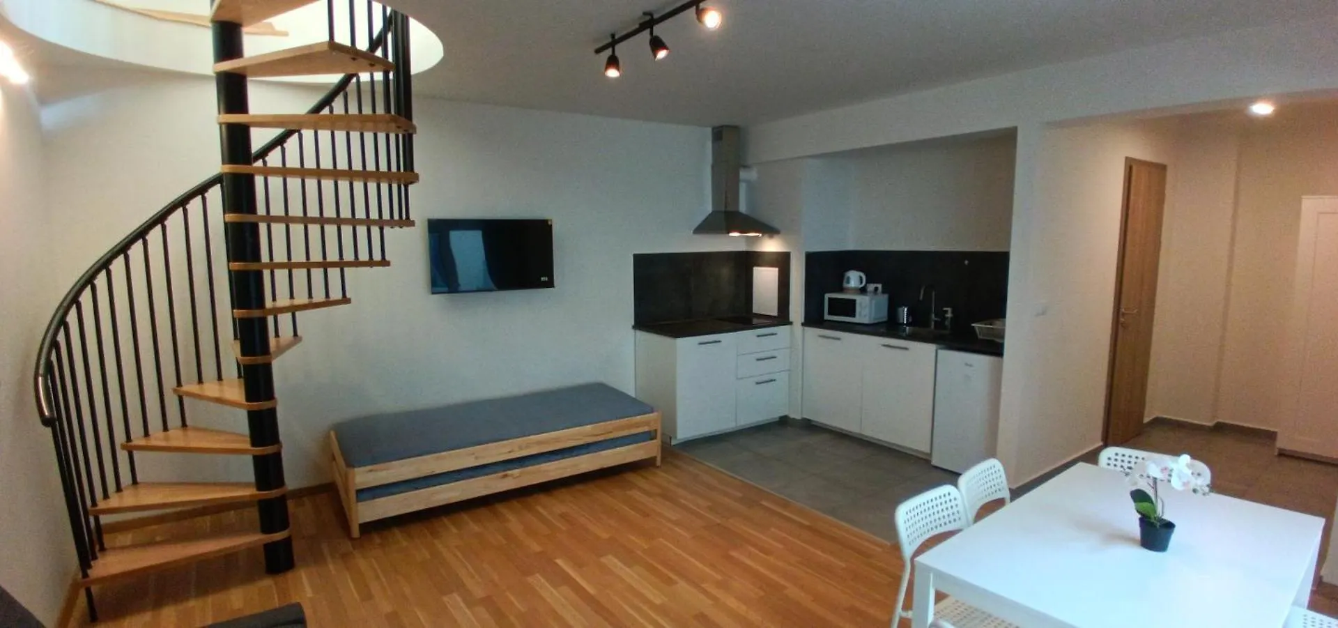 Brand New Two Room Apartment #25 In Elite Residence Close To Center Prague